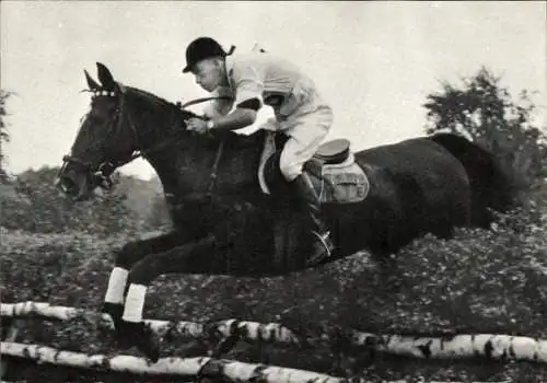 Ak Horst Karsten auf Condora, Pferdesport, Hindernissprung, Continental Farmer Reifen Reklame