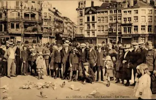 Ak Liège Lüttich Wallonien, Place Saint Lambert, Les Pigeons, Tauben, Menschengruppe