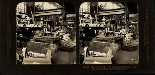 Stereo Foto Zabrze Hindenburg Schlesien, Borsigwerk O. S., Abteilung Stahlformgießerei, Bild 37