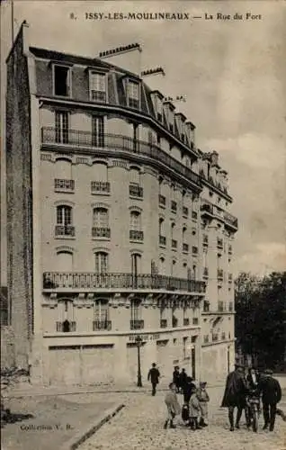 Ak Issy les Moulineaux Hauts de Seine, La Rue du Fort