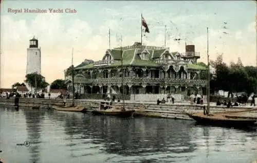 Ak Hamilton Bermuda, Royal Hamilton Yacht Club, Gebäude mit Flaggen, Wasserfront, Schiffe