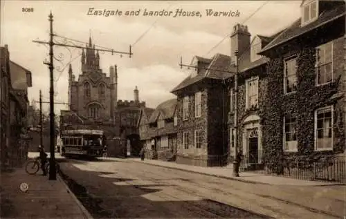 Ak Warwick Warwickshire England, Eastgate, Landor House, Straßenbahn