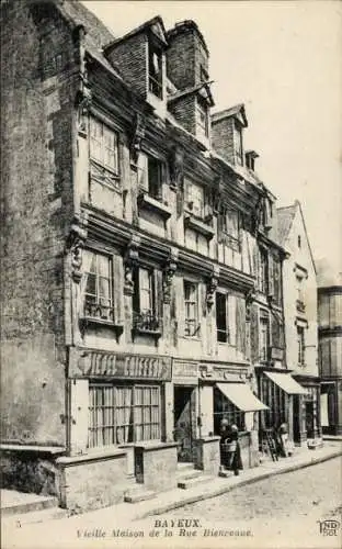 Ak Bayeux Calvados, Vieille Maison de la Rue Bienvenue