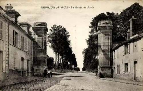 Ak Arpajon Essonne, La Route de Paris