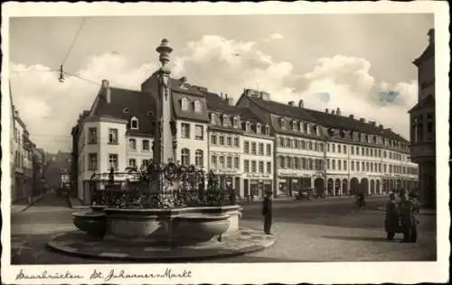 Ak St. Johann Saarbrücken im Saarland, St. Johanner Markt mit Brunnen