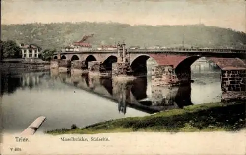 Ak Trier an der Mosel, Moselbrücke, Südseite, Wasseransicht, historische Brücke, Farbenreich