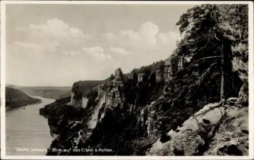 Ak Königstein an der Elbe Sächsische Schweiz, Blick auf das Elbtal, Felsen, Bäume, Berglandschaft