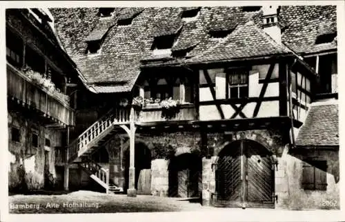 Ak Bamberg in Oberfranken, Alte Holhaltung, Fachwerkhaus, Treppe, Blumenfenster