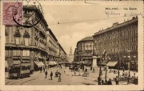 Ak Milano Mailand Lombardia, Schwarz-Weiß-Foto von Via Dante in  Straßenansicht, Menschen, Tram