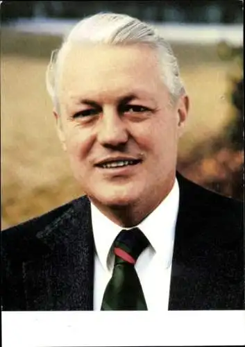 Foto Politiker Gerhard Stoltenberg, Portrait