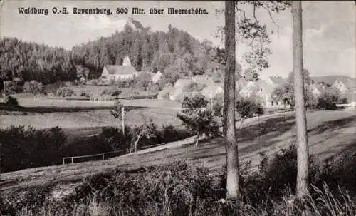 Ak Waldburg in Württemberg, Landschaft mit Hügeln, Häusern, Bäume, Postkarte