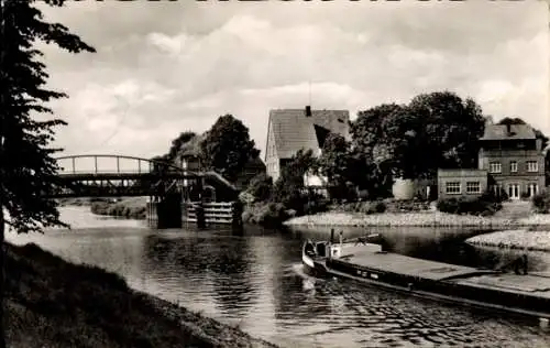 Ak Meppen im Emsland, Blick auf die Hasebrücke, Wasserstraße, Schiffe