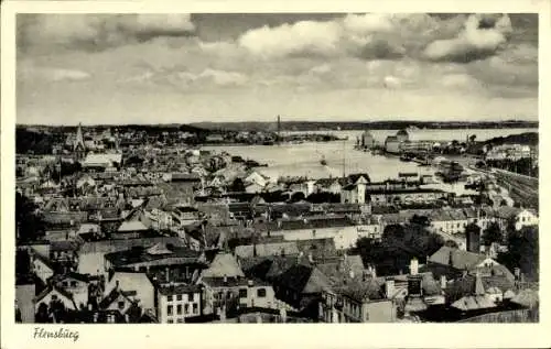 Ak Flensburg in Schleswig Holstein, Schöne Ansicht von  Hafen, Stadtansicht, klare Himmel, vie...