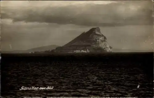 Ak Gibraltar,  Berg von Süden, Meeresansicht, dunkler Himmel