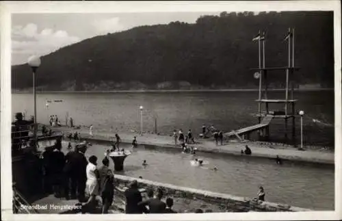 Ak Hengstey Hagen in Westfalen, Strandbad Hengsteysee, Turm, Badegäste