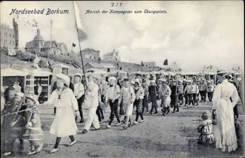 Ak Nordseebad Borkum in Ostfriesland, Marsch der Kompagnien zum Übungsplatz