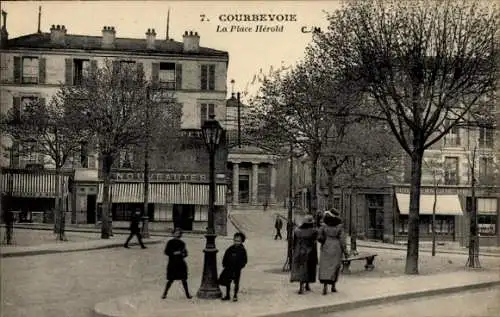 Ak Courbevoie Hauts de Seine, La Place Hérold