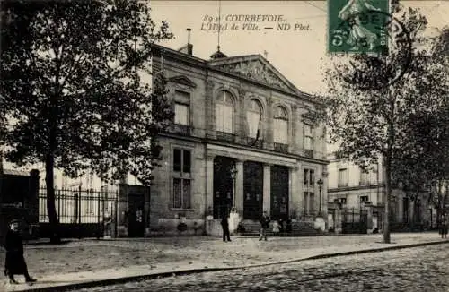 Ak Courbevoie Hauts de Seine, L'Hôtel de Ville