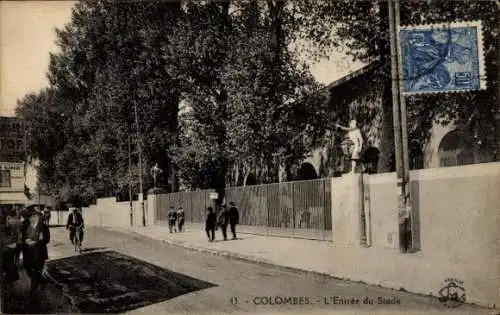 Ak Colombes Hauts de Seine, L'Entrée du Stade