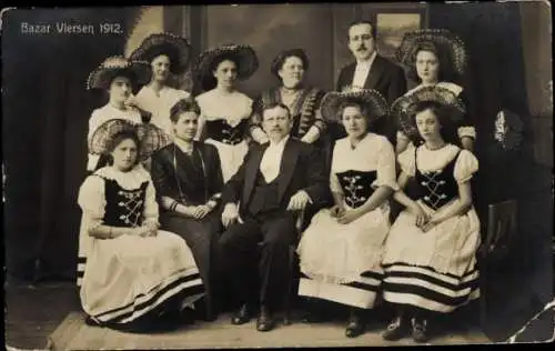 Ak Viersen in Nordrhein Westfalen, Bazar 1912, Frauen in Tracht