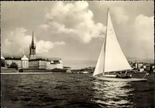 Ak Stockholm Schweden, Segelboot, Riddarholmen, Wolken, Mälarsee