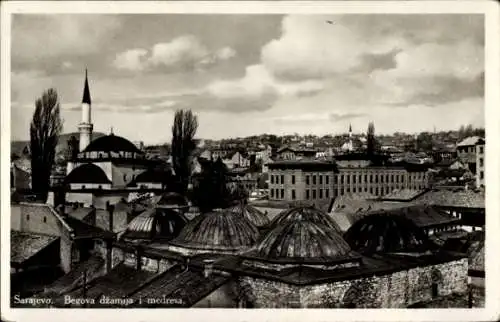 Ak Sarajevo Bosnien Herzegowina, Stadtansicht von  Begova Moschee, Medresa