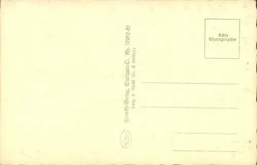 Ak Lindau am Bodensee Schwaben,  Hafenansicht mit Turm, Booten, Promenade, Wolken