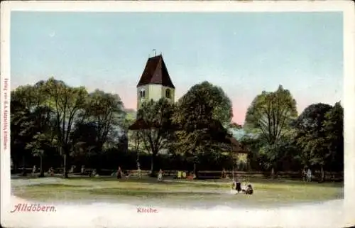 Ak Altdöbern in der Niederlausitz, Kirchturm, Bäume, Wiese, Menschen, Farbige Darstellung