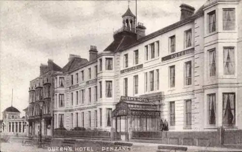 Ak Penzance Cornwall England, Queen's Hotel,  historische Hotelansicht