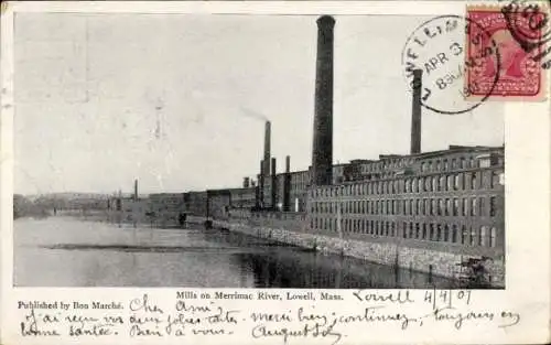 Ak Lowell Massachusetts USA, Fabriken am Merrimack River, Lowell, Mass., historische Industrie...