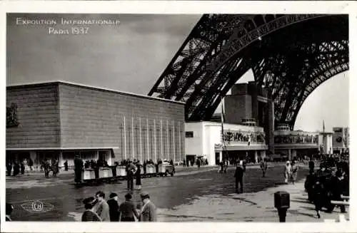 Ak Paris VII., Expo 1937, Vue d'ensemble, cote Champ de Mars, Eiffelturm