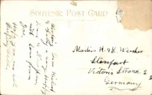 Ak Junge im Ruderboot, Der junge Fischer