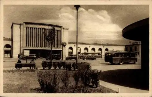 Ak Caen Calvados, Bahnhof, Vorplatz, Busse