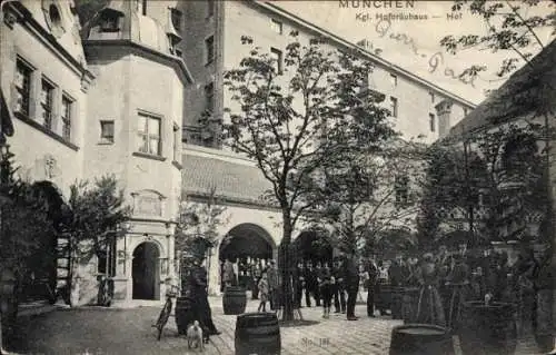 Ak München in Bayern, königliches Hofbräuhaus, Ansicht vom Hof