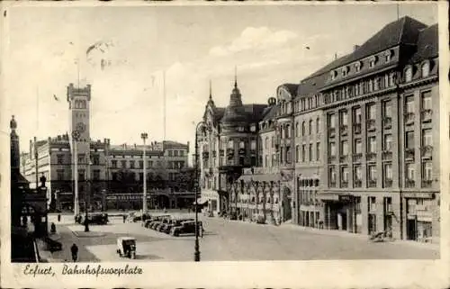 Ak Erfurt in Thüringen, Bahnhofsvorplatz