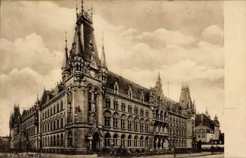 Ak Köln am Rhein, Gebäude, große Fenster, Türme, historischer Stil, Stadtansicht