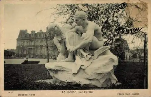 Ak Buenos Aires Argentinien, "LA DUDA", Statue von Cordier, Plaza San Martín, Parklandschaft