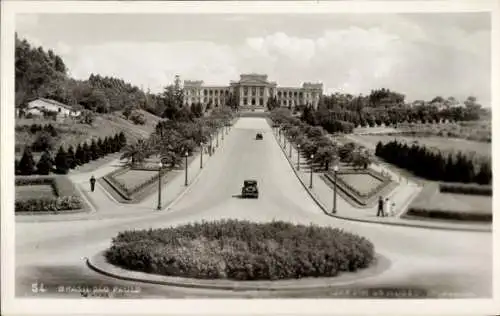 Ak São Paulo Brasilien, Historisches Gebäude, Boulevard, Autos, Gartenlandschaft