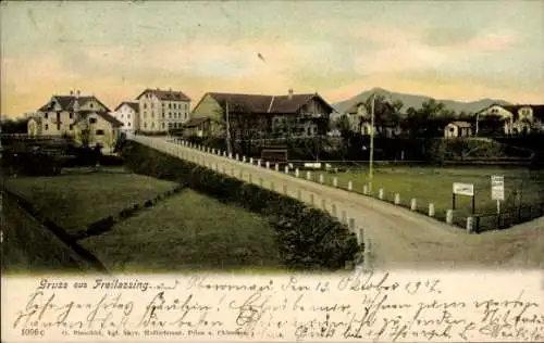 Ak Freilassing in Oberbayern, Postkarte aus  Landschaft mit Häusern, Datum 1907