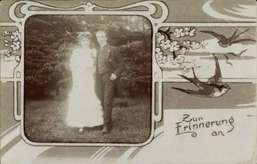 Passepartout Ak Fotomontage, Liebespaar, Schwalben