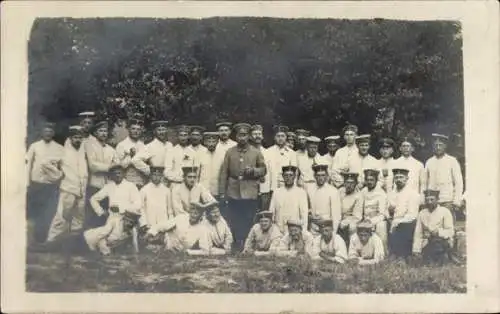 Foto Ak Deutsche Soldaten in Uniform, Kaiserzeit