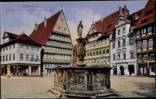 Ak Hildesheim in Niedersachsen, Marktplatz, Rolandbrunnen, historische Gebäude, Stadtansicht