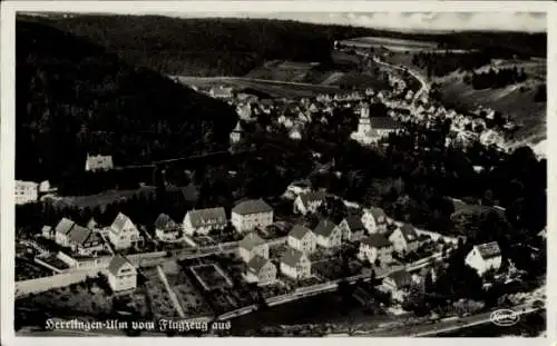 Ak Herrlingen Blaustein in Württemberg, Fliegeraufnahme vom Ort, Hotel Kreuz