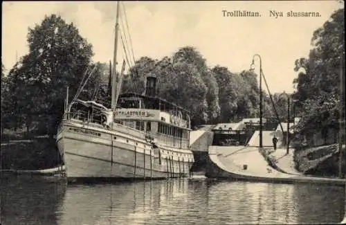 Ak Trollhättan Schweden, Nya slussarna, Schleuse mit Dampfer