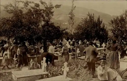 Foto Ak Friedhof, Soldatengräber, Menschen, I. WK