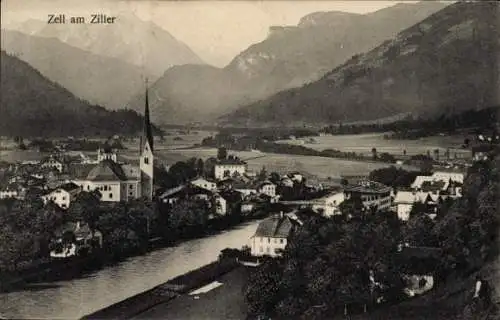 Foto Ak Junge in Uniform mit Gewehr, Portrait