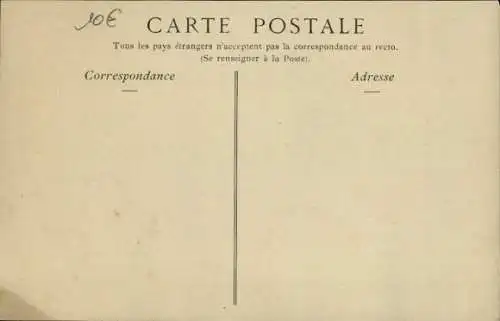 CPA Courseulles-sur-Mer Calvados, Rue de l'Eglise
