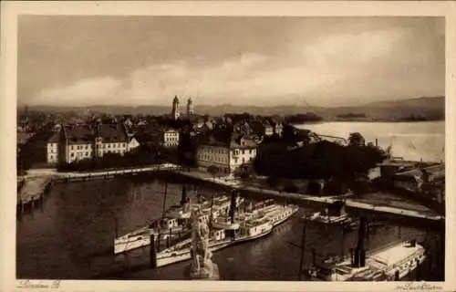 Ak Lindau am Bodensee Schwaben, Teilansicht, Hafeneinfahrt, Löwenstatue, Schiffe