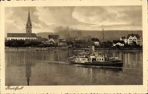 Ak Radolfzell am Bodensee,  Dampfschiff, Teilansicht, Kirchturm