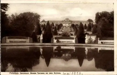Ak Potsdam Sanssouci, Potsdam. Sanssouci. Grosse Terrasse, Schloss.